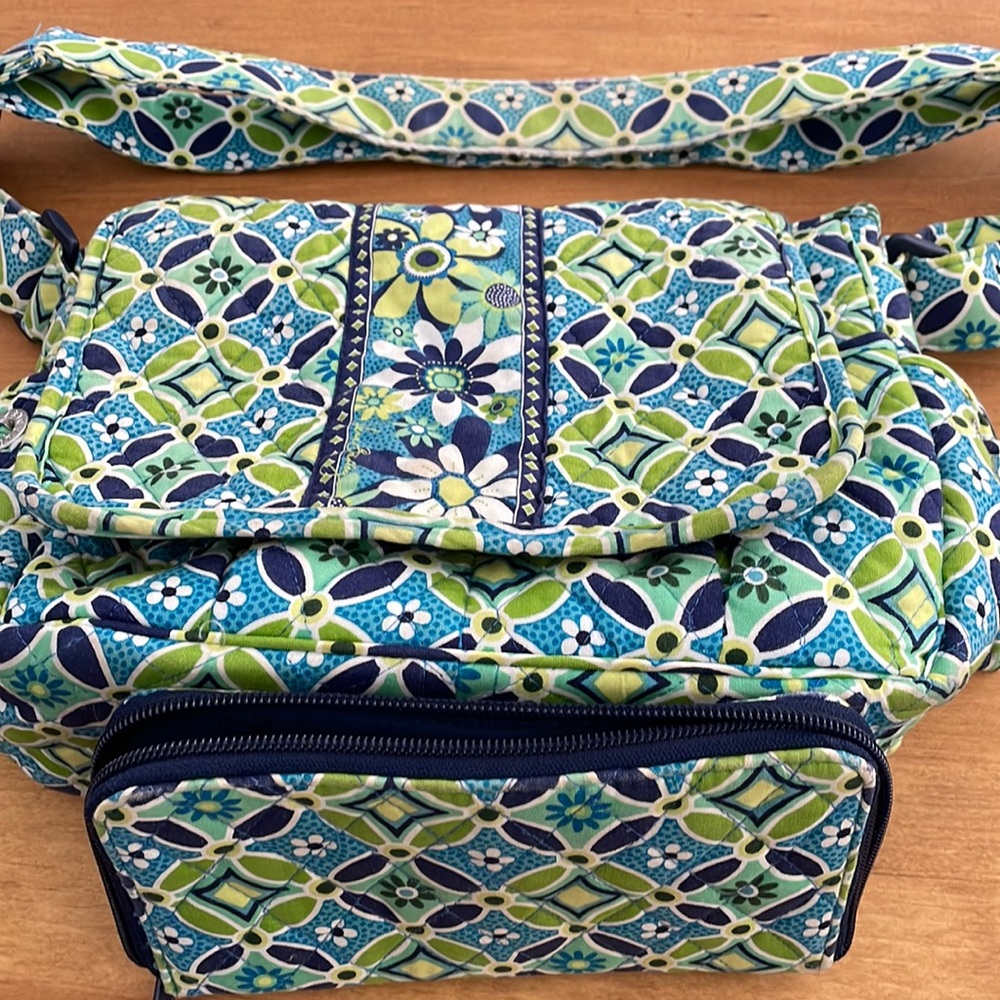 Vera Bradley purse and matching wallet